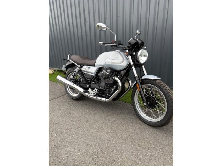 MOTO GUZZI V7 SPECIAL