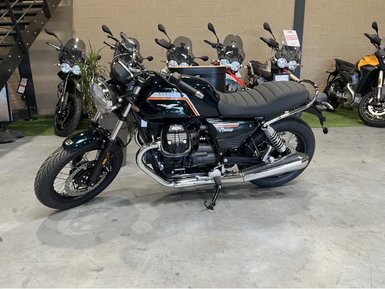 MOTO GUZZI V7 SPECIAL