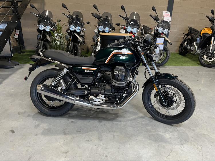 MOTO GUZZI V7 SPECIAL