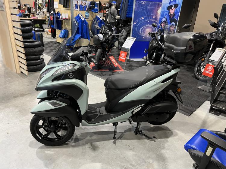 YAMAHA TRICITY 125