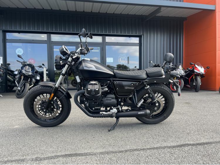 MOTO GUZZI V9 BOBBER
