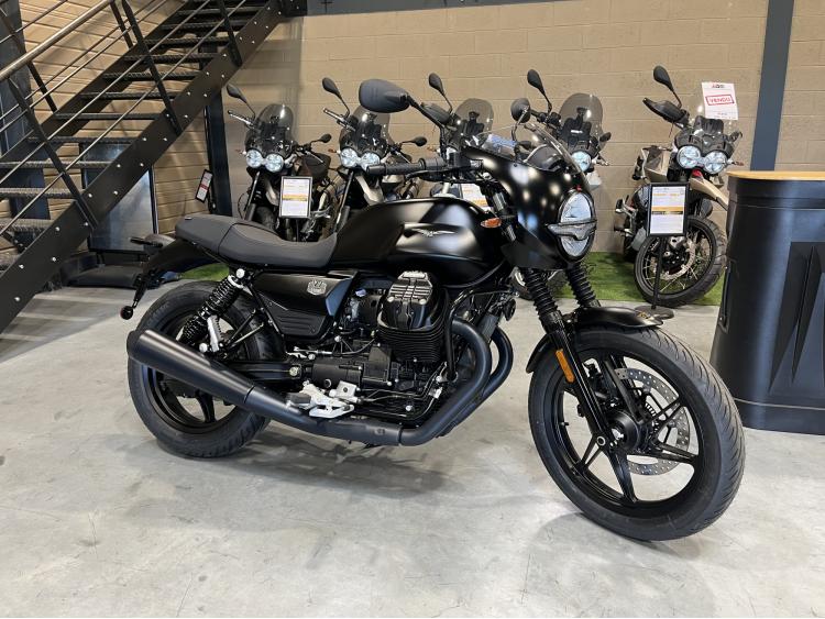 MOTO GUZZI V7 STONE