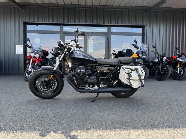 MOTO GUZZI V9 BOBBER