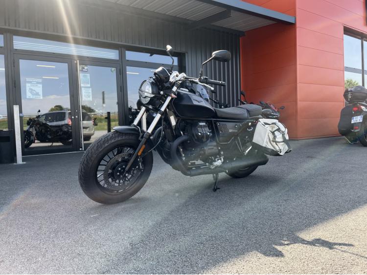 MOTO GUZZI V9 BOBBER