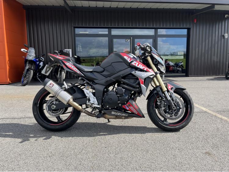 SUZUKI GSR 750 ABS