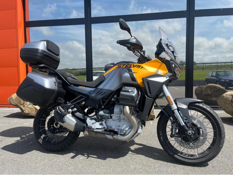 MOTO GUZZI STELVIO