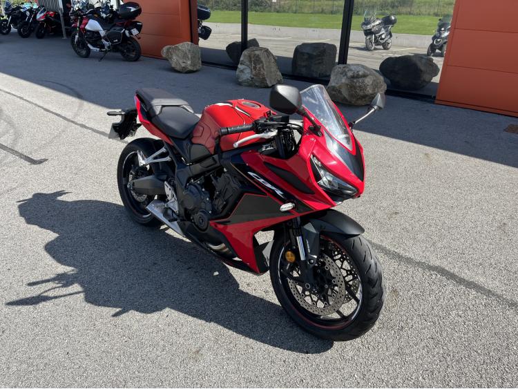 HONDA CBR 650  R