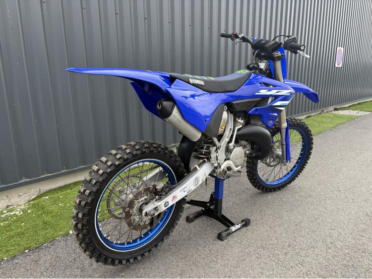 YAMAHA YZ 125