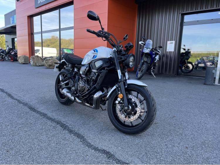 YAMAHA XSR 700