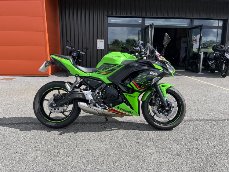 KAWASAKI NINJA 650