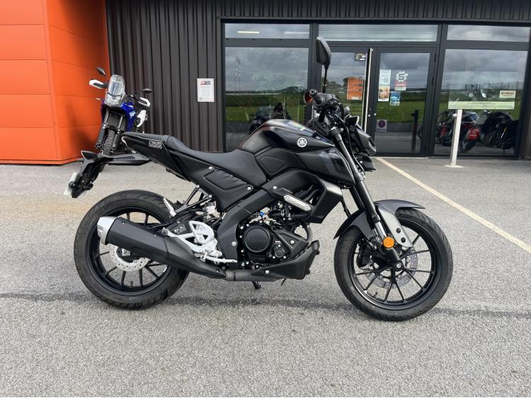 YAMAHA MT-125