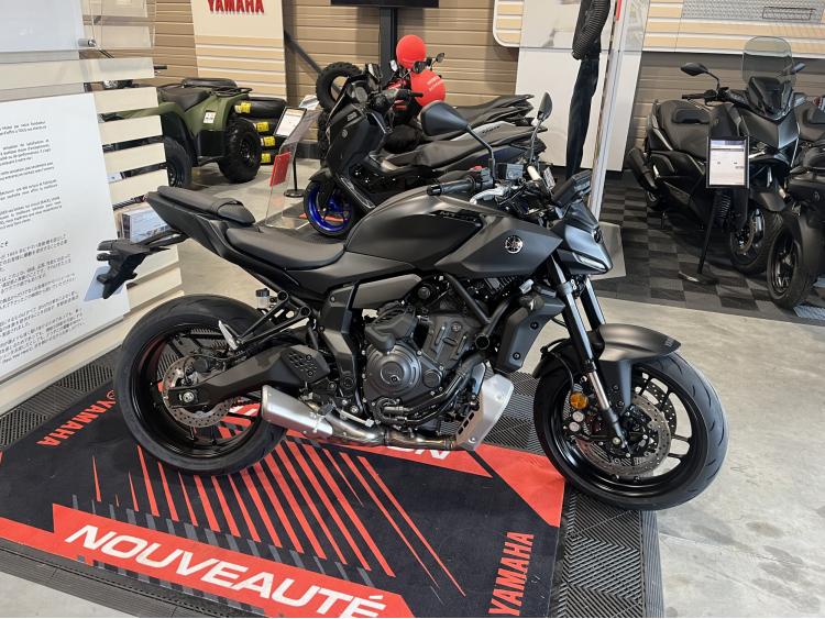 YAMAHA MT-07 (47.5CV)