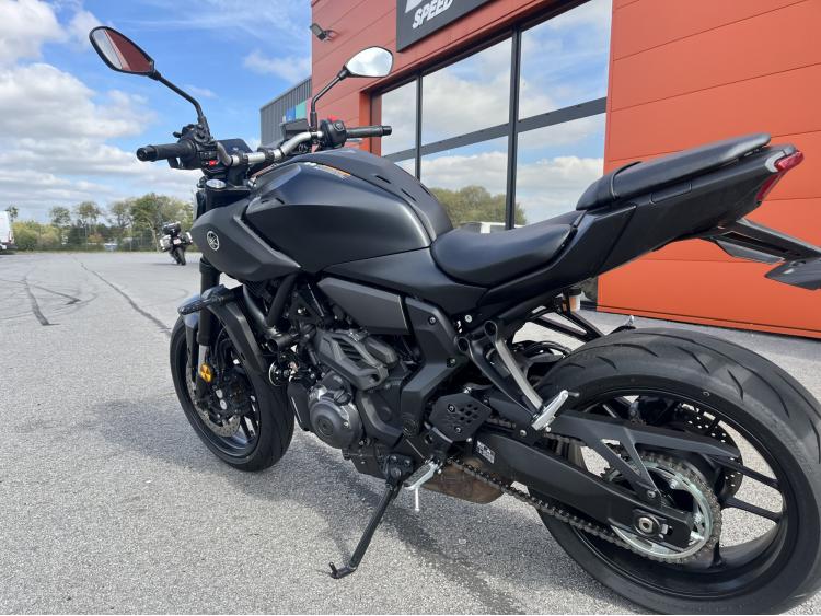 YAMAHA MT-07 (47.5CV)