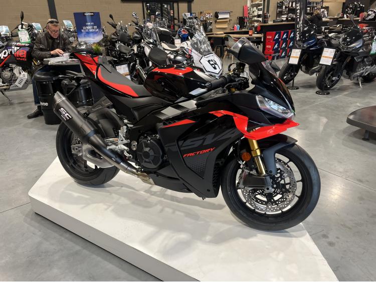 APRILIA RSV4 1100 FACTORY
