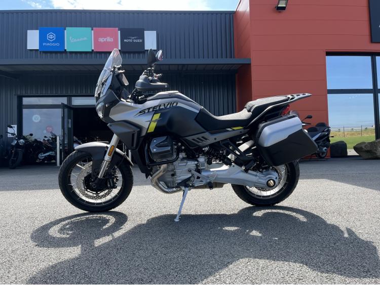 MOTO GUZZI STELVIO