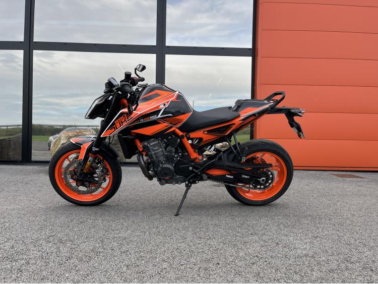 KTM 890 DUKE