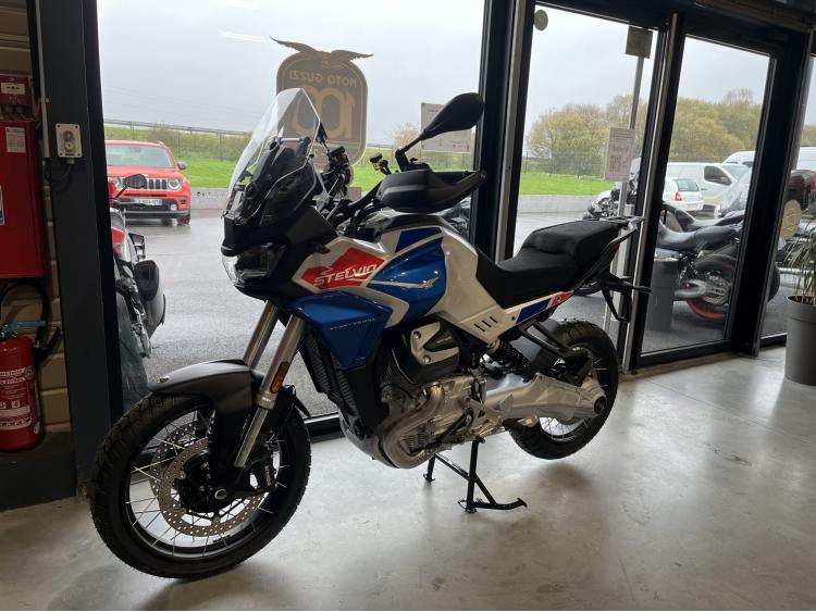 MOTO GUZZI STELVIO 1100