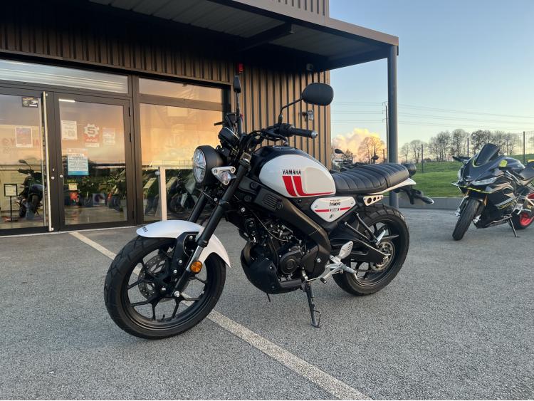 YAMAHA XSR 125
